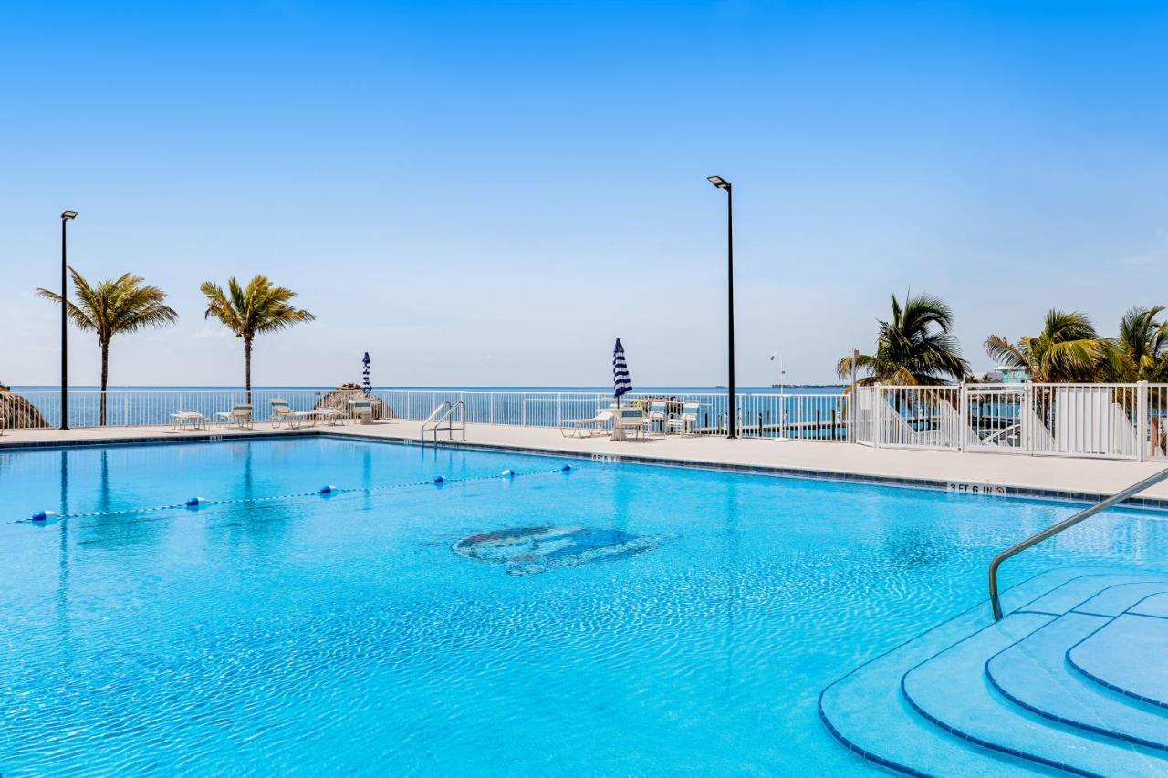 Tarpon Breeze Apartamento *